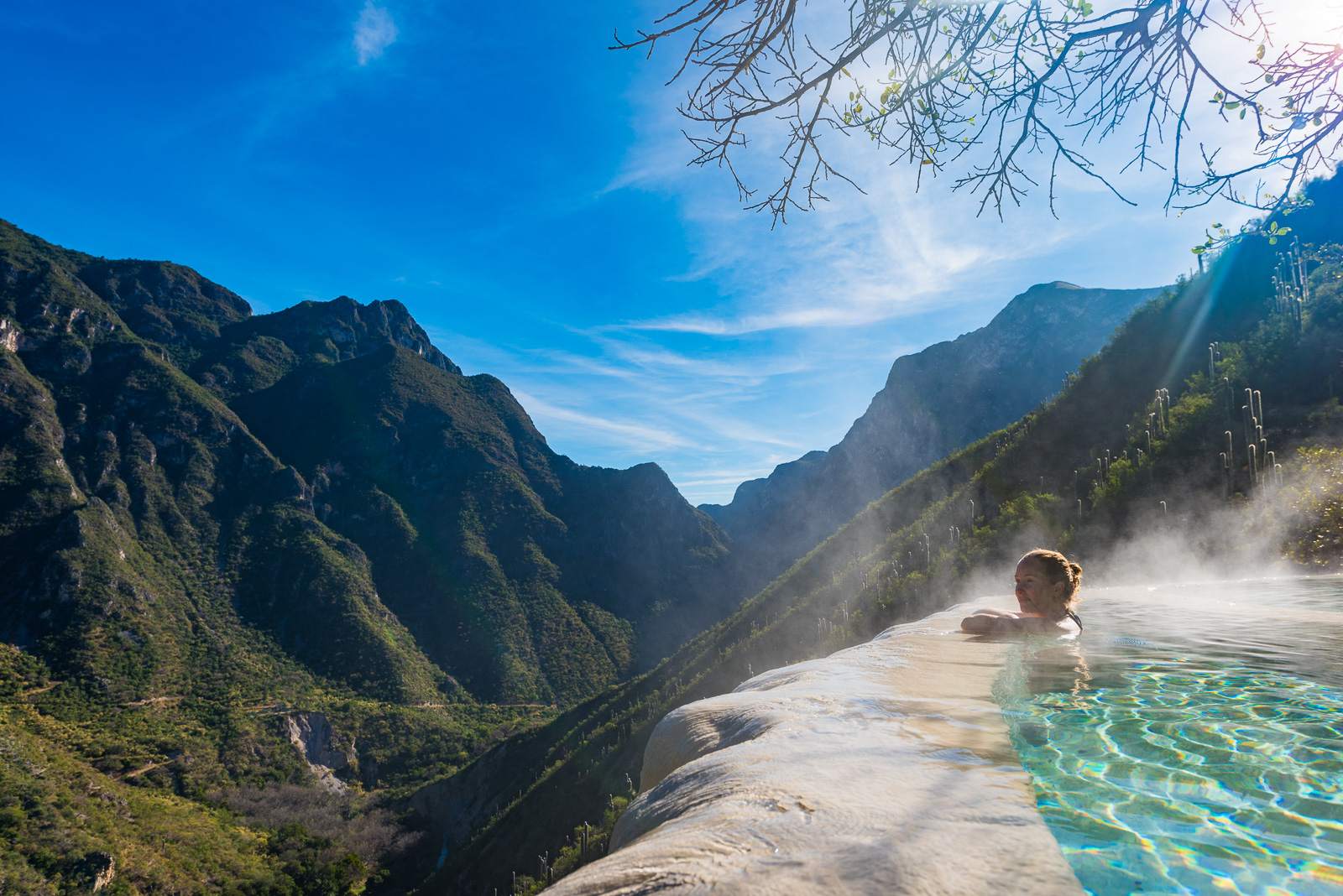 aguas termales en hidalgo en grutas tolantongo mexico