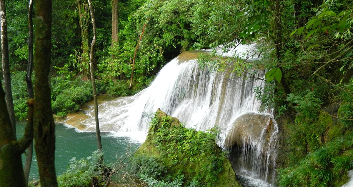 Roberto-Barrios-Waterfal